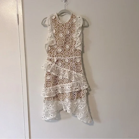 Few Moda New York Dresses | Few Moda New York Arleigh Eyelet Lace Cutout Dress- Blogger Favorite | Color: White | Size: S | Emmynelson's Closet Few Moda New York Dresses | Few Moda New York Arleigh Eyelet Lace Cutout Dress- Blogger Favorite | Color: White | Size: S | Emmynelson's Closet